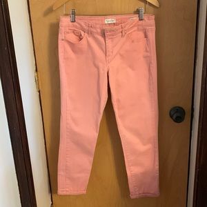 Jessica Simpson rolled crop skinny jeans. Excellent condition.